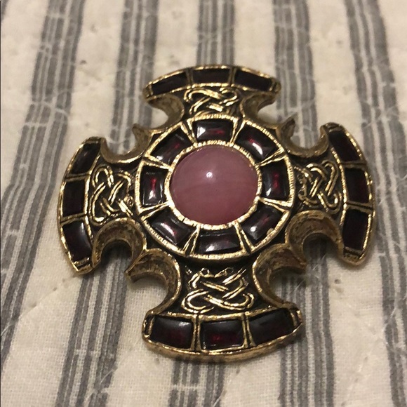 Vintage Miracle Celtic Cross Brooch - Picture 2 of 7